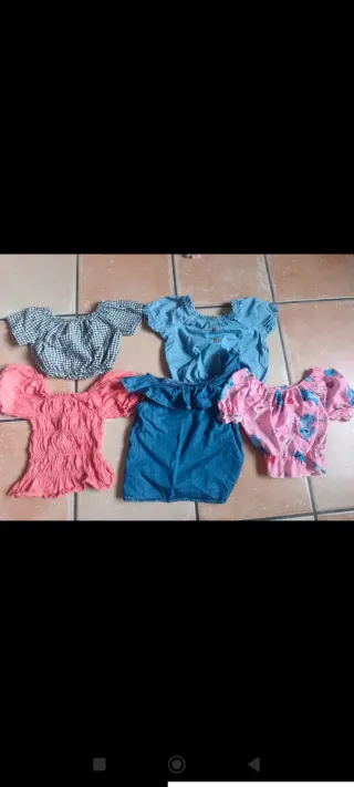 Lote 5 blusas niña 6-7 años