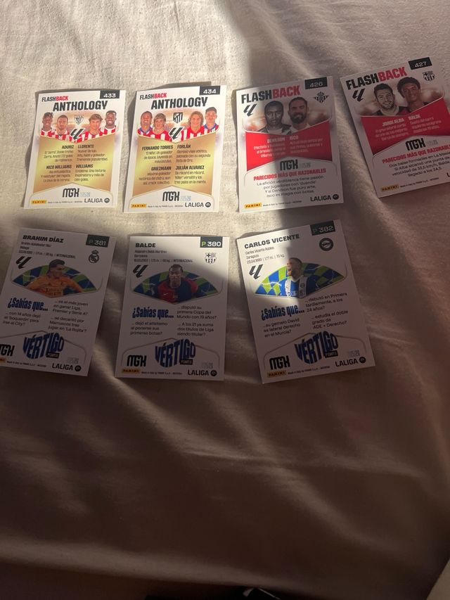 7 Cartas Panini Temporada 25/26