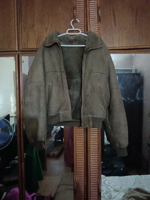 Chaqueta de ante marrón