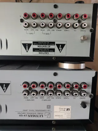 Amplificadores Luxman Integrados Negros