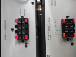 Amplificadores Luxman Integrados Negros