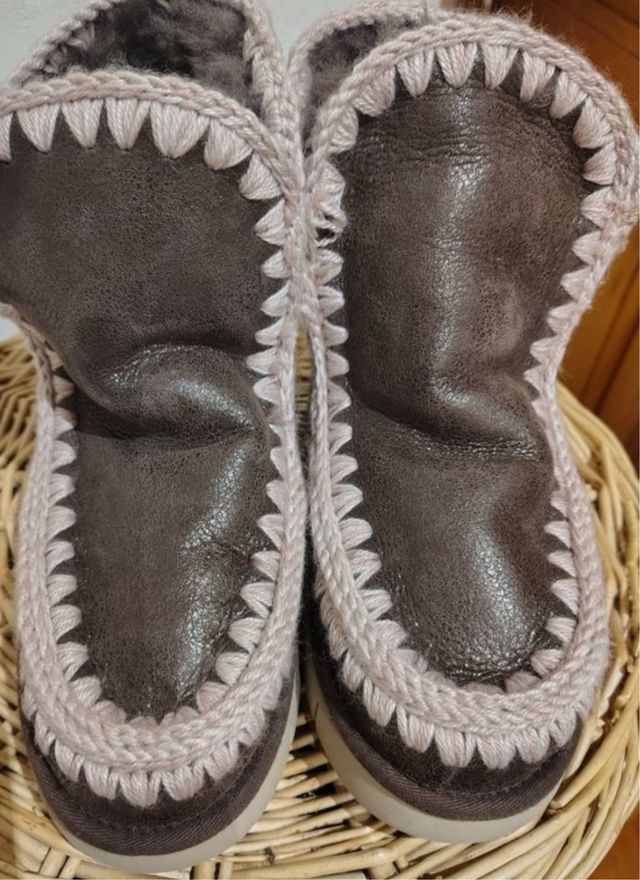Botas MOU Talla 37 Marrones  costaron 279 euros