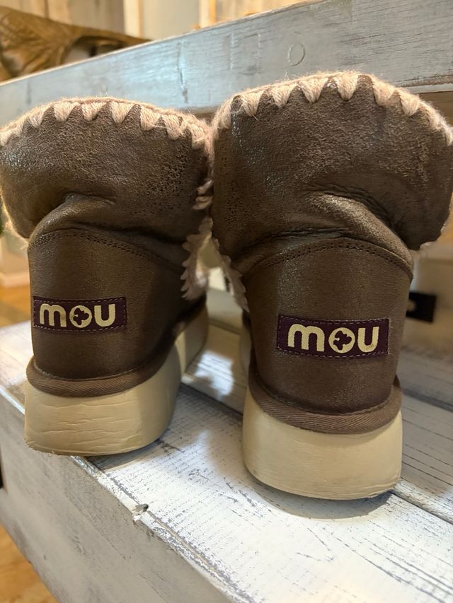 Botas MOU Talla 37 Marrones  costaron 279 euros