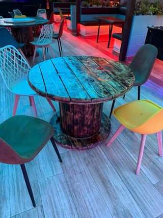 Mesas hechas a mano para interior/exterior