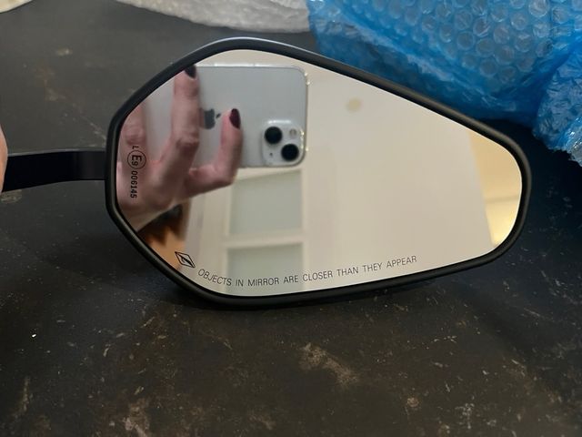 Par de retrovisores universales para moto