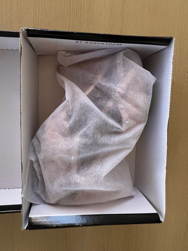 Scarpe tacco oro rosa con borchie