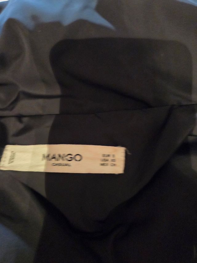 Abrigo largo negro Mango