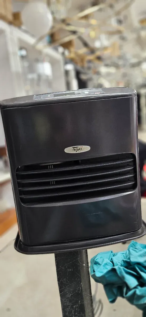 Stufa a combustibile liquido Toyotomi 3 Kw