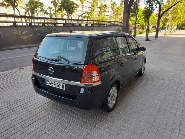 Opel Zafira 1.7 CDTi Essentia