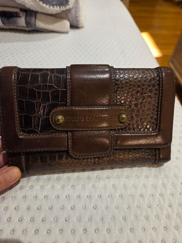 Billetera Adolfo Domínguez Marrón