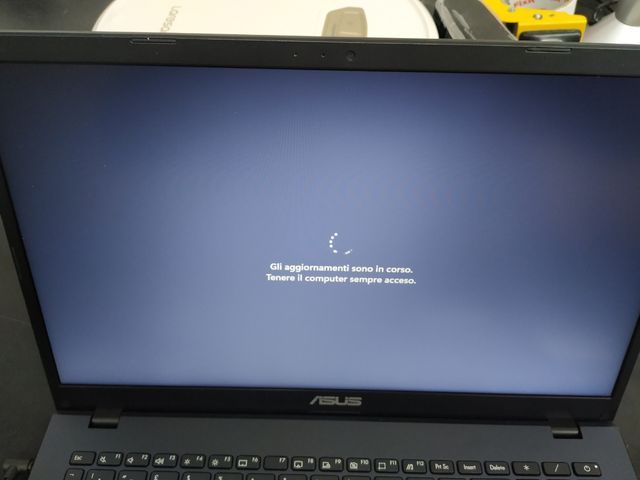 Ordenador portátil ASUS 