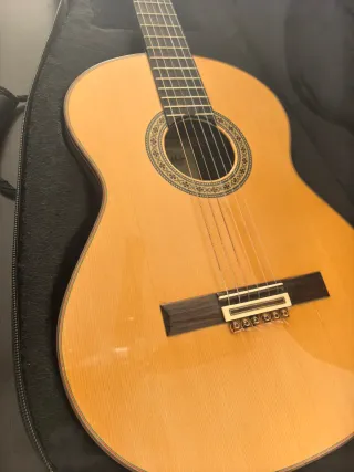 Guitarra Clásica/Flamenca Luthier Maciza PVP.3500€