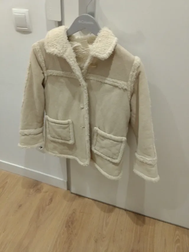 Chaqueta beige forrada talla L