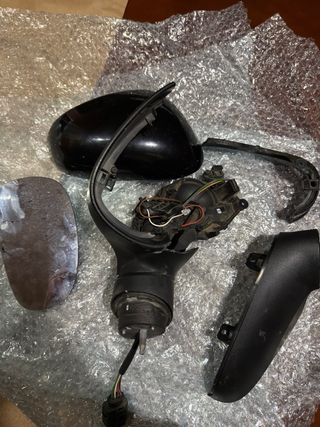 Espejo retrovisor derecho despiece