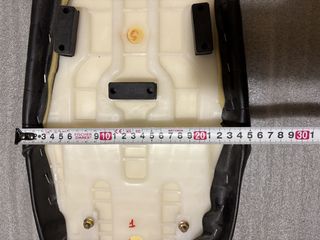 Asiento café racer negro 52x25x5 cm universal