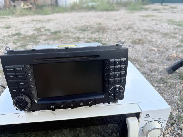 Comand Grande Mercedes-Benz