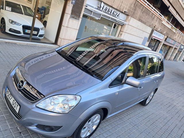 Opel Zafira 1.9 CDTi 150 CV Cosmo