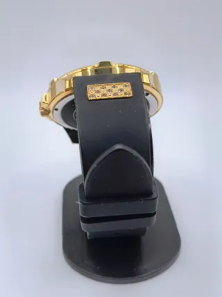 Reloj Guess Dorado y Negro con Cristales