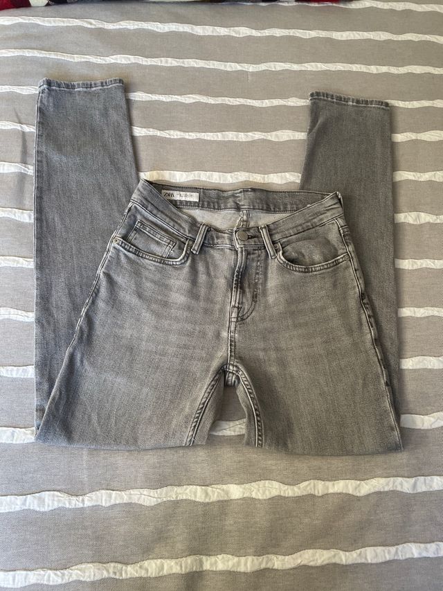 Pantalón Zara Gris Hombre Talla 36