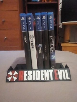 6 Juegos PS4 + Expositor para 10 juegos 