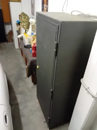 Armadio cassaforte in ferro e alluminio