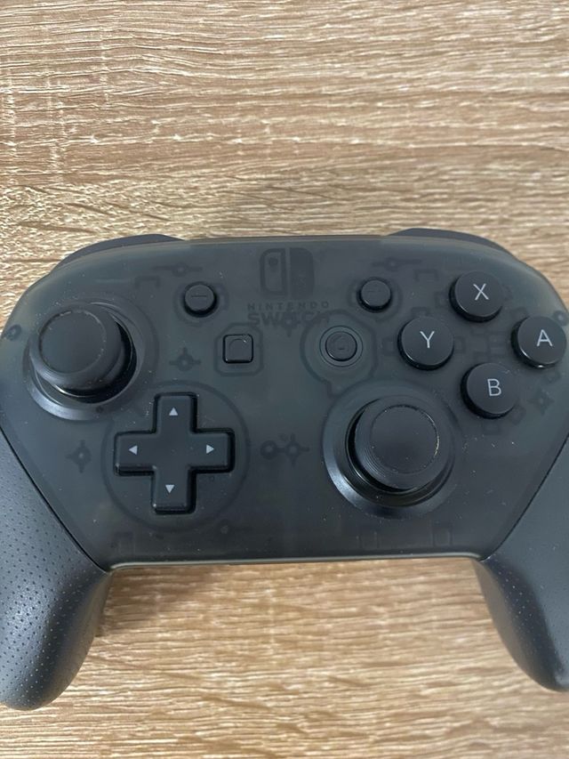 Mando Nintendo Pro Controller