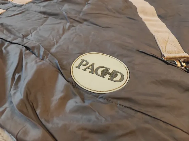 Manta de cuadra para caballo