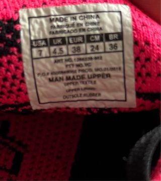 Zapatilla Under Armour Speedform mujer. Talla 38
