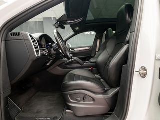 Porsche Cayenne 2023