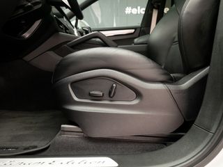 Porsche Cayenne 2023