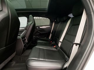 Porsche Cayenne 2023