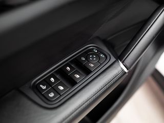 Porsche Cayenne 2023