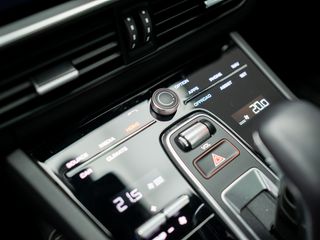 Porsche Cayenne 2023