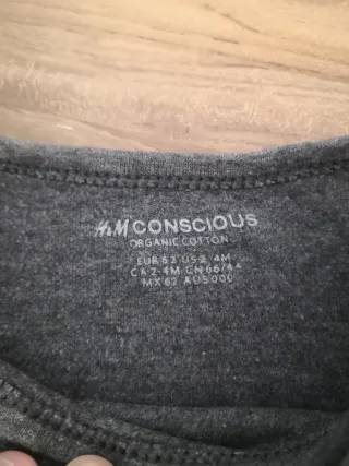 Lote de bebé: ropa, body, pijama y cambiador portá