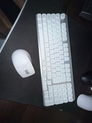 Teclado Mecánico Leadsail + Ratón