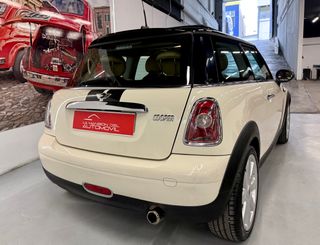 MINI COOPER 1.6 AUTOMATICO 120 CV