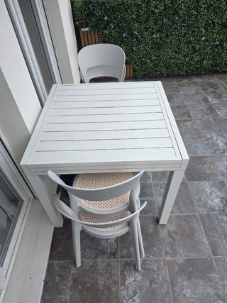Mesa extensible aluminio y 4 Sillas Exterior