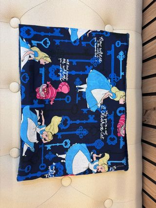 Cuello polar Alicia en el País de las Maravillas