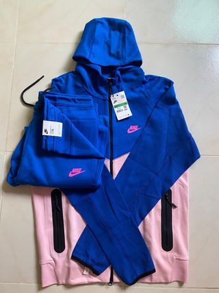 Conjunto Nike Tech Fleece Azul y Rosa