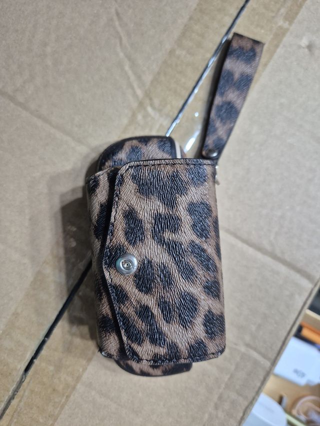 Estuche para gafas o cigarrillos