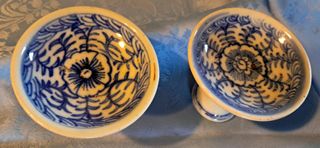 Coppia ciotoline antiche con piede  n 1