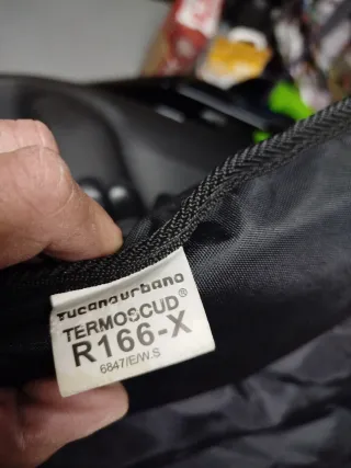 Manta cubrepiernas moto impermeable