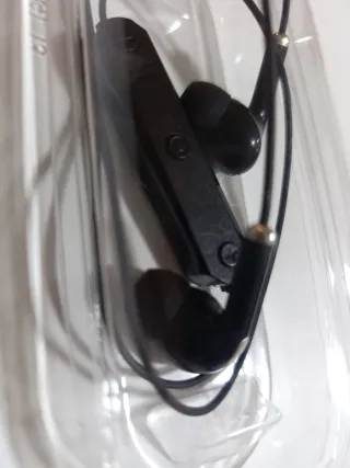 Auriculares Bluetooth Negros