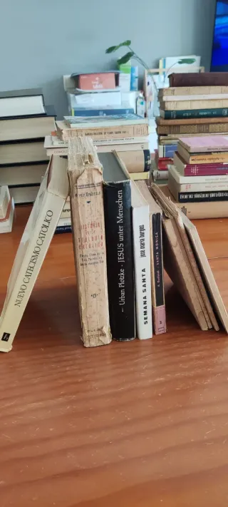 Lote I/III libros religión, se venden juntos 75€