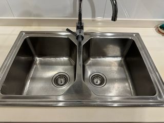 Fregadero doble seno inox.