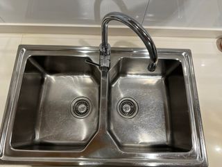 Fregadero doble seno inox.