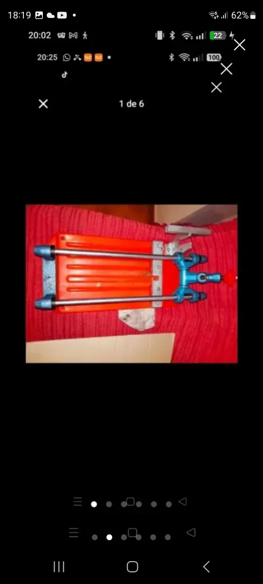 Vecchia macchina da taglio per piastrelle