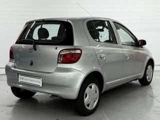Toyota Yaris 2000