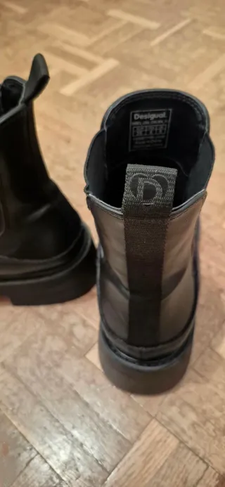 Botines Desigual Negros