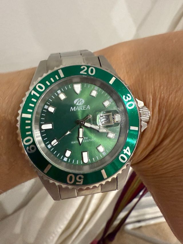 Reloj Marea Verde Esfera Acero Correa ,43 mm . 